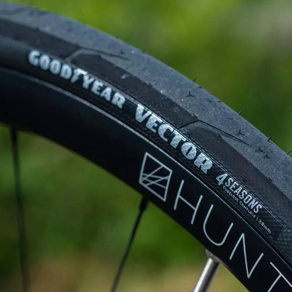 Goodyear Cykeldæk*VECTOR 4SEASON Tubeless Complete 700x25c/32c - Sort