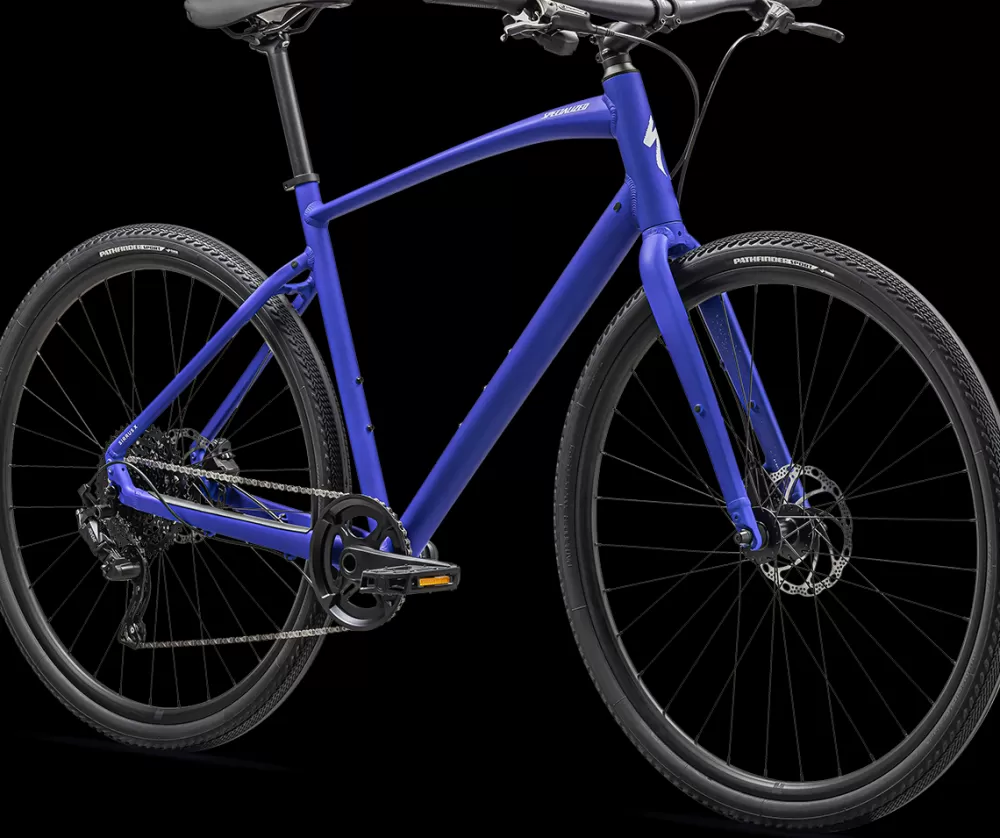 Specialized Herrecykler | Sirrus X 3.0 2025 - Lilla GLOSS SAPPHIRE / SATIN REFLECTIVE WHITE / ELECTRIC GREEN SPECKLE GRAPHIC